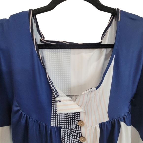 3XL Multicolor Print 3/4 Button Down Long Sleeve Tunic - Picture 3 of 6